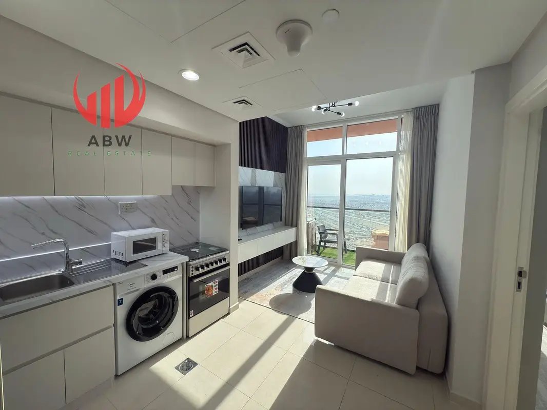 1-bedroom freehold apartment in DAMAC Hills — photo 3 of 5