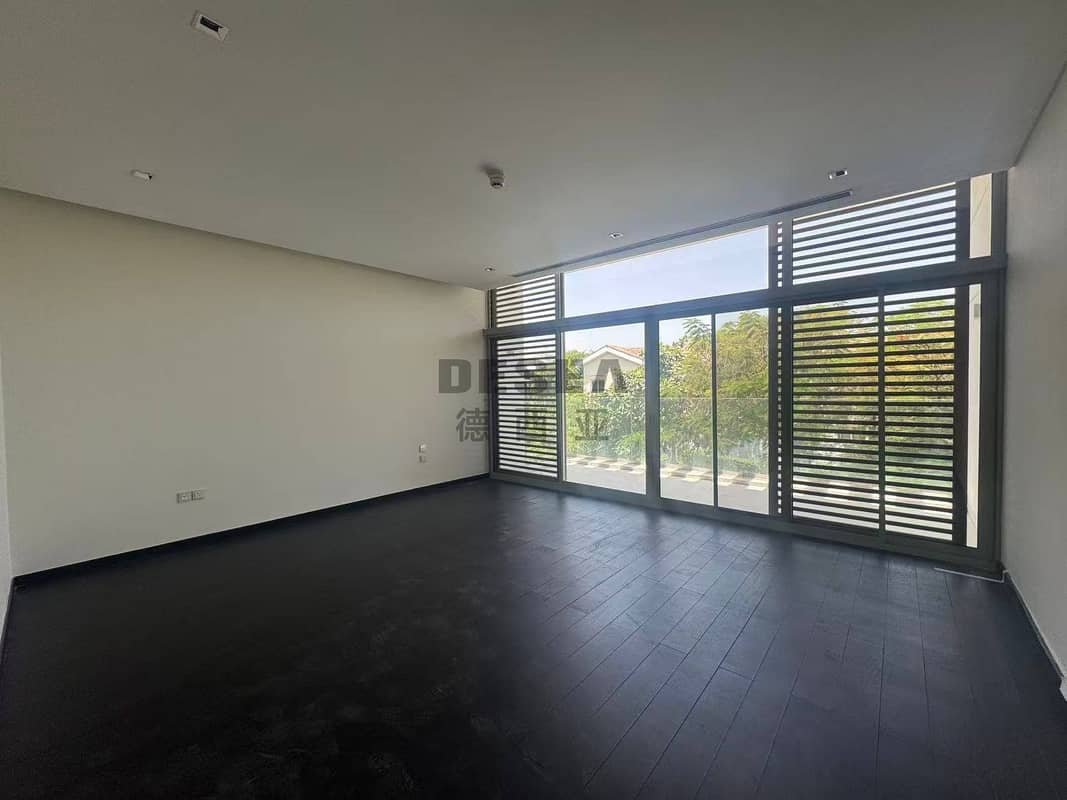 5-bedroom freehold villa in Mohammed Bin Rashid City (MBR City) — photo 4 of 5