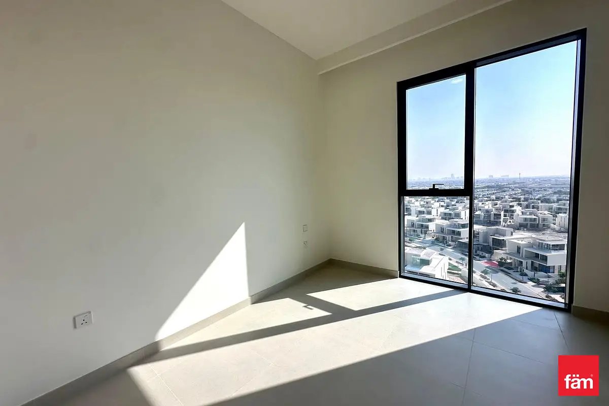 1-bedroom freehold apartment in Dubai Hills Estate — photo 1 of 5