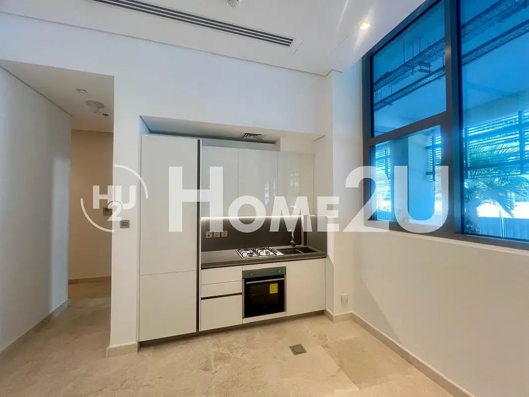 1-bedroom freehold apartment in Business Bay — photo 1 of 5