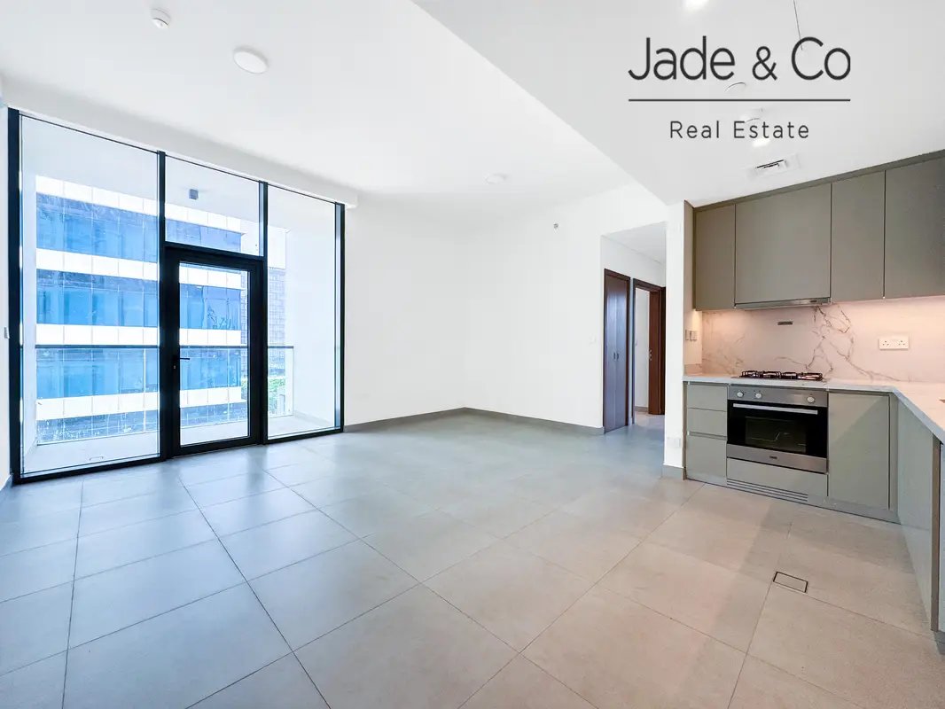 2-bedroom freehold apartment in Business Bay — photo 3 of 5