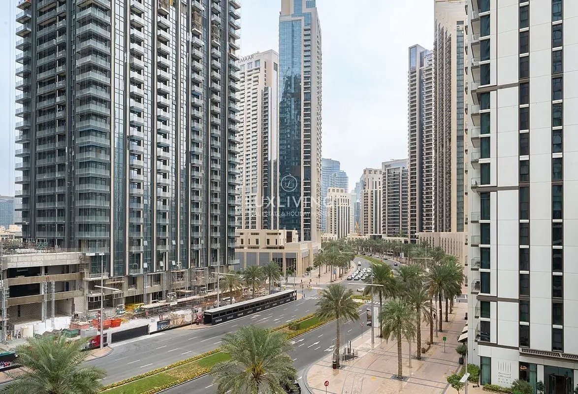 3-bedroom freehold apartment in Downtown Dubai — photo 2 of 5