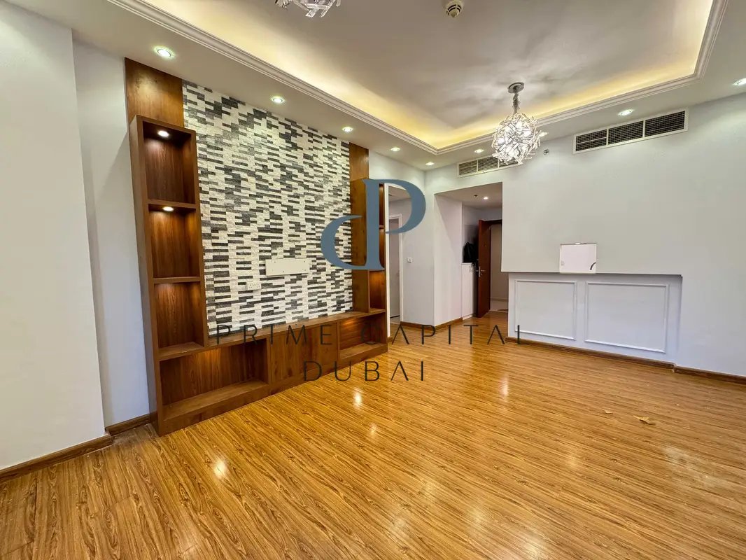 3-bedroom freehold apartment in Town Square — photo 4 of 4