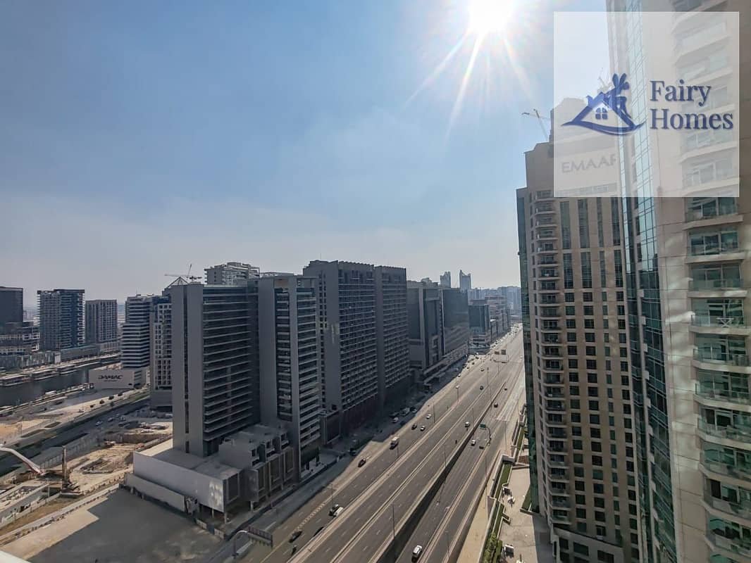 studio freehold apartment in Downtown Dubai — photo 3 of 4