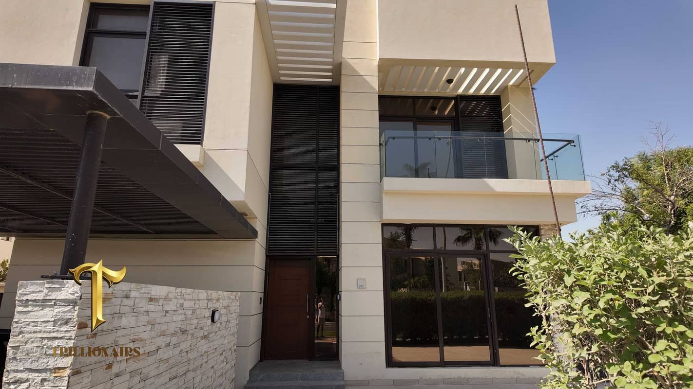 6-bedroom freehold villa in DAMAC Hills — photo 1 of 4