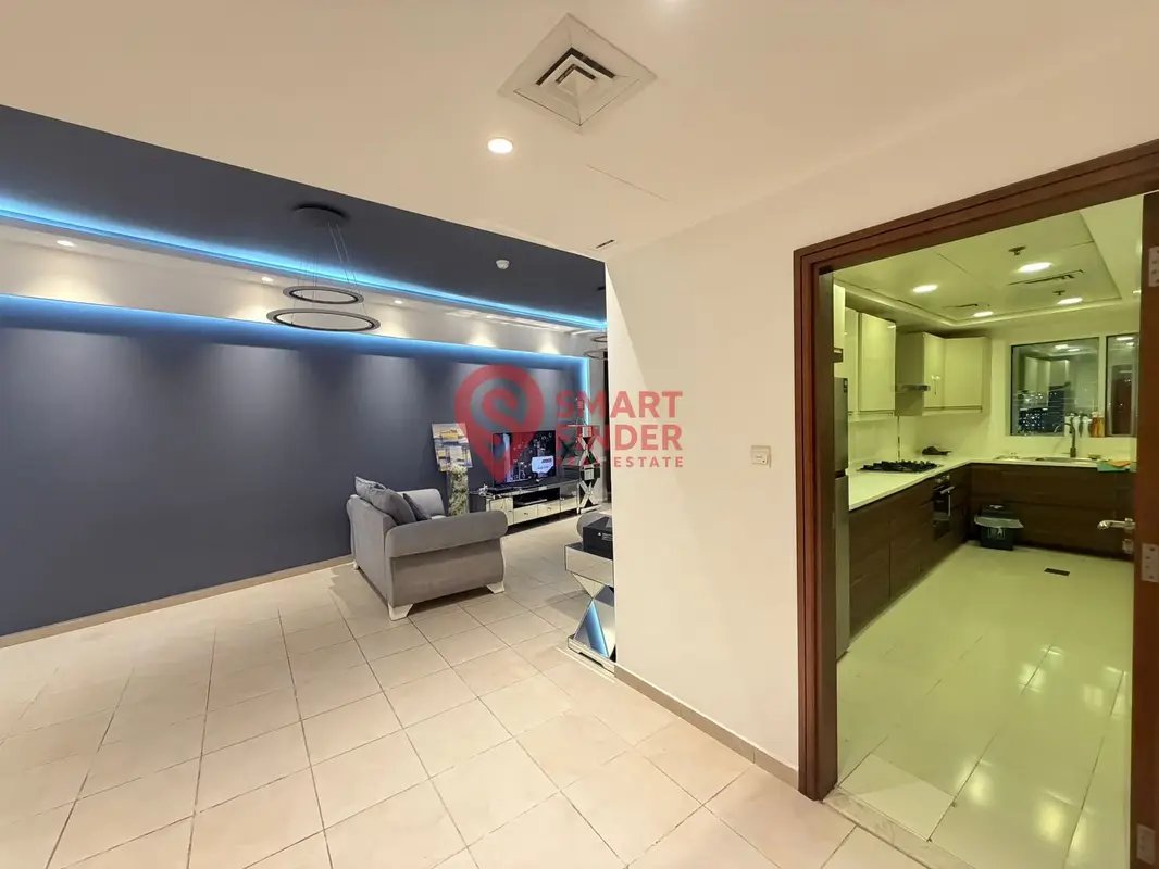 2-bedroom freehold apartment in Downtown Dubai — photo 1 of 5