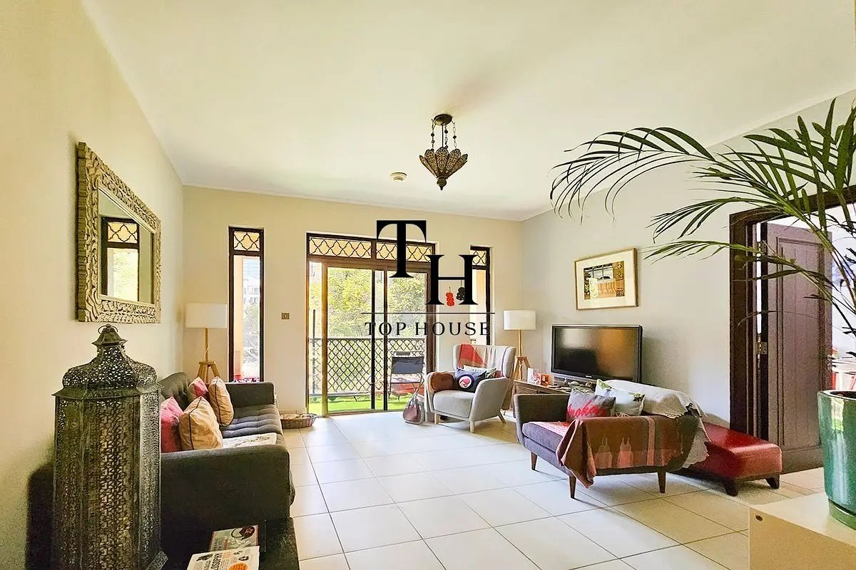 2-bedroom freehold apartment in Downtown Dubai — photo 2 of 5