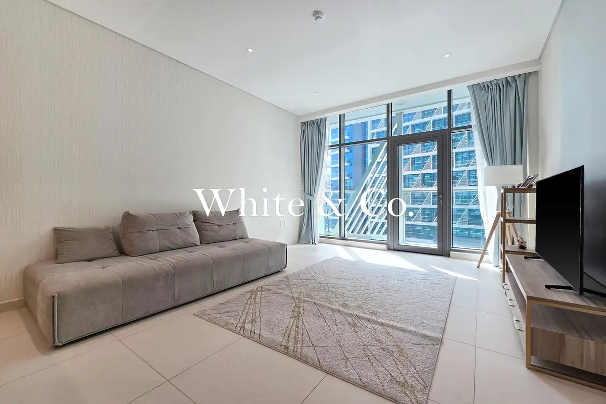 1-bedroom freehold apartment in Palm Jumeirah — photo 2 of 5