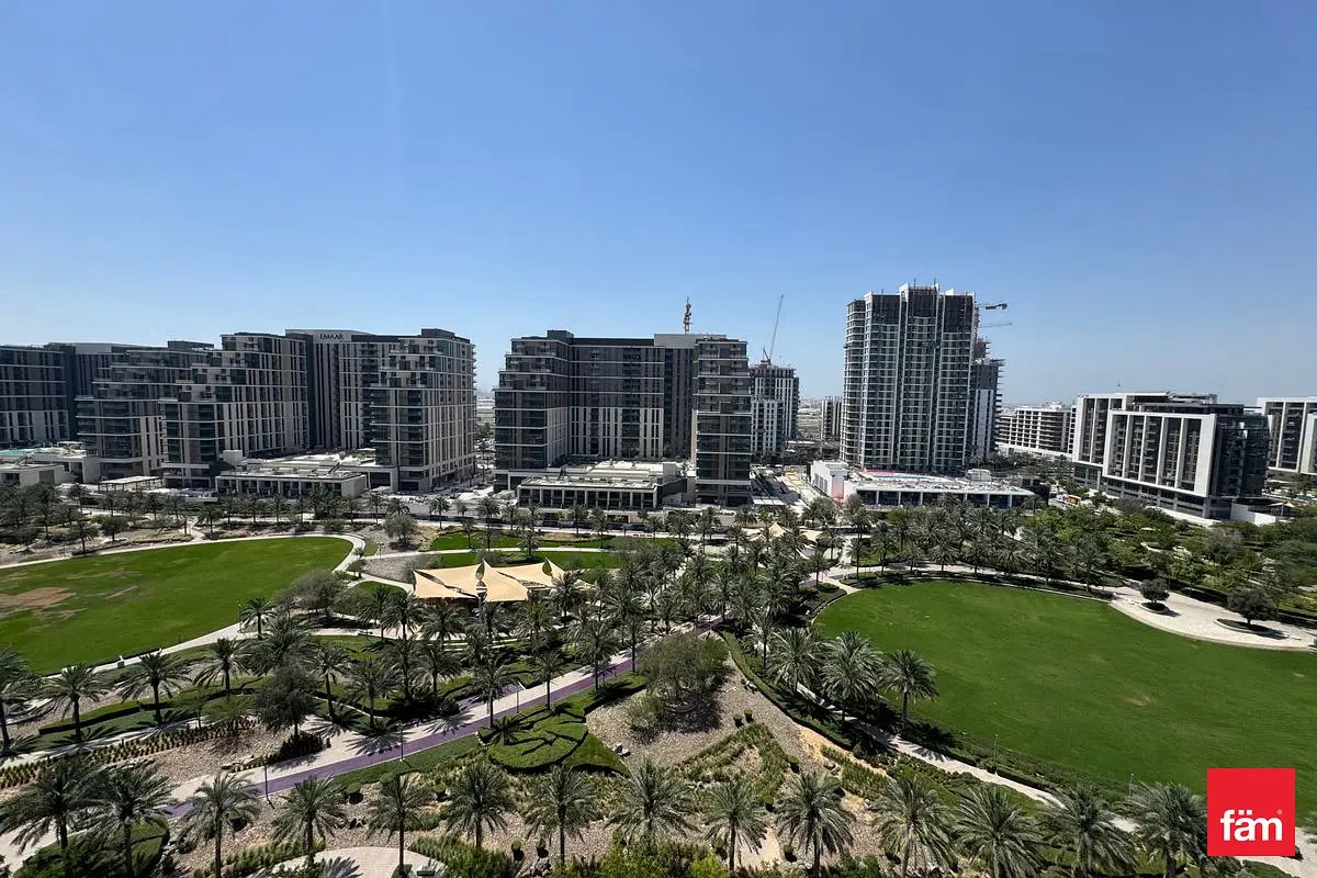 3-bedroom freehold apartment in Dubai Hills Estate — photo 2 of 5