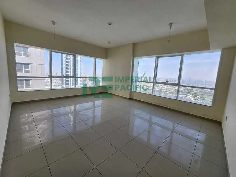 3-bedroom freehold apartment in Dubai Marina — photo 1 of 5