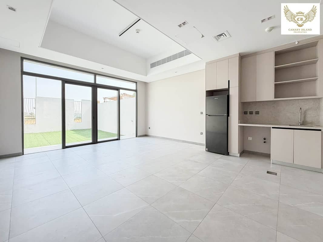 2-bedroom freehold villa in Mohammed Bin Rashid City (MBR City) — photo 1 of 5