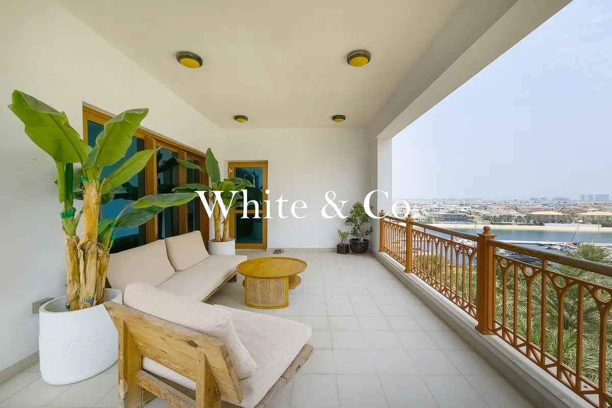2-bedroom freehold apartment in Palm Jumeirah — photo 3 of 5