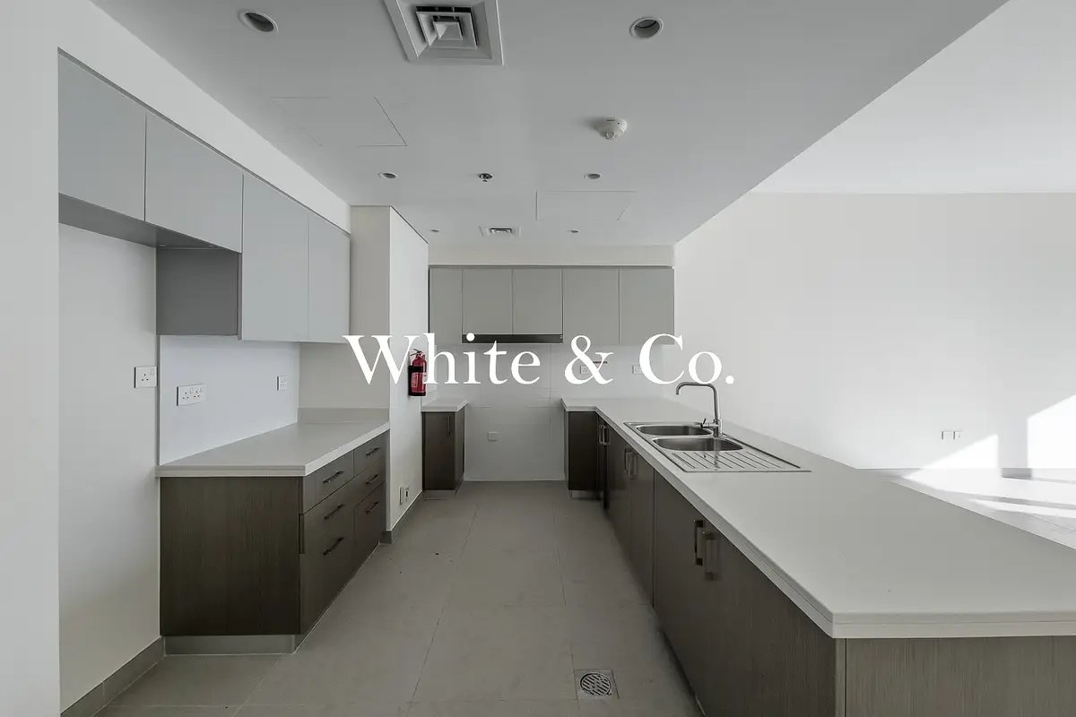 3-bedroom freehold apartment in Downtown Dubai — photo 5 of 5