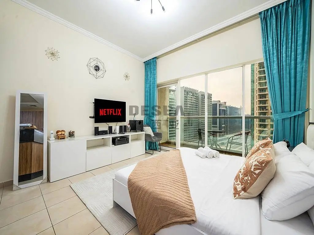 studio freehold apartment in Downtown Dubai — photo 5 of 5