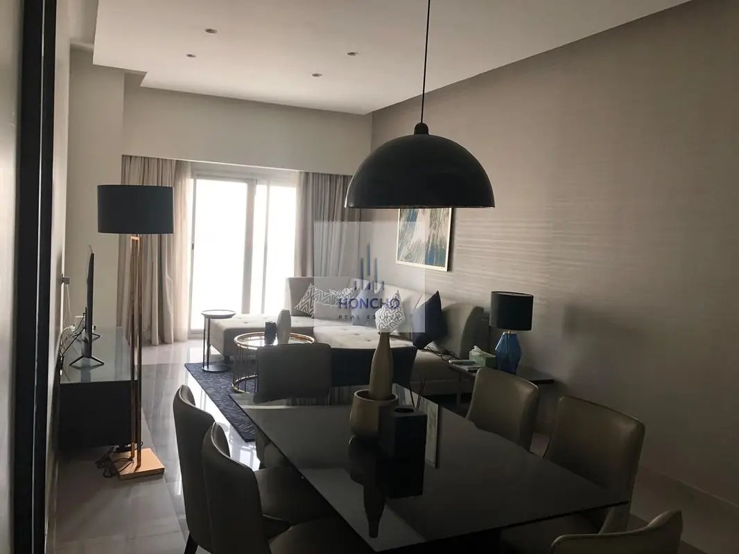 3-bedroom freehold apartment in Business Bay — photo 1 of 5
