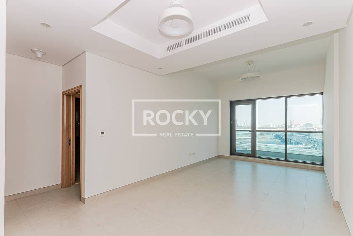 1-bedroom freehold apartment in Business Bay — photo 2 of 5