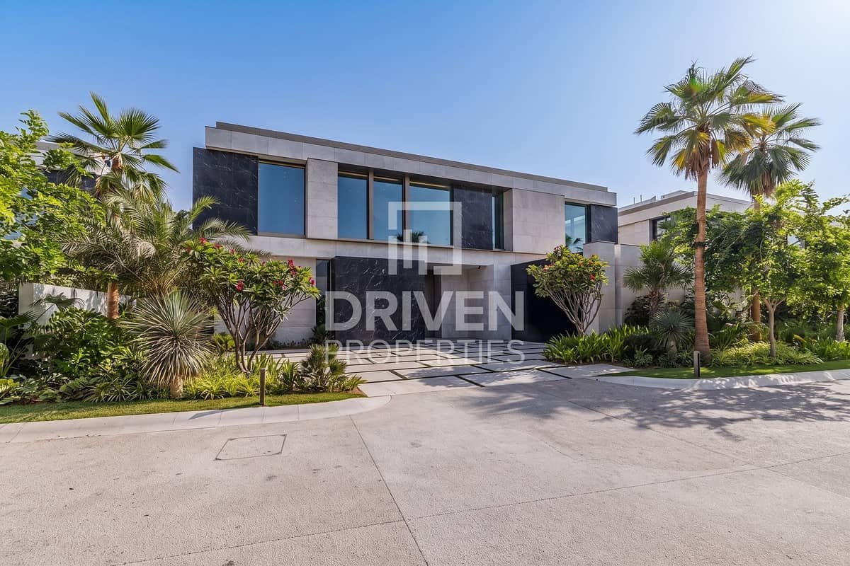 6-bedroom freehold villa in Palm Jumeirah — photo 2 of 5