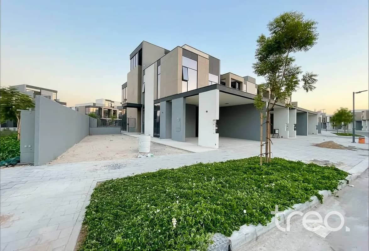 4-bedroom freehold villa in Mudon — photo 2 of 5