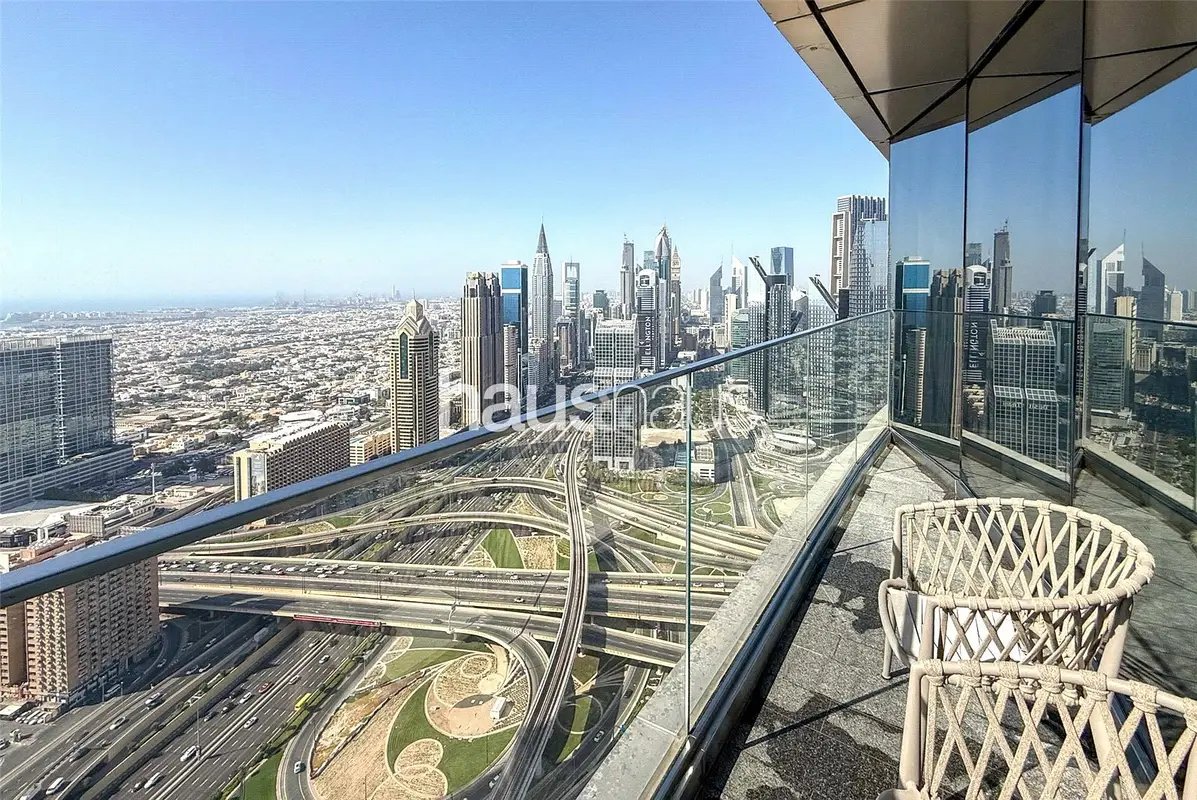 3-bedroom freehold apartment in Downtown Dubai — photo 1 of 5