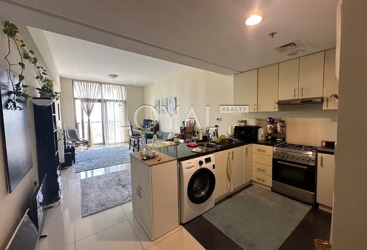 1-bedroom freehold apartment in DAMAC Hills — photo 3 of 5