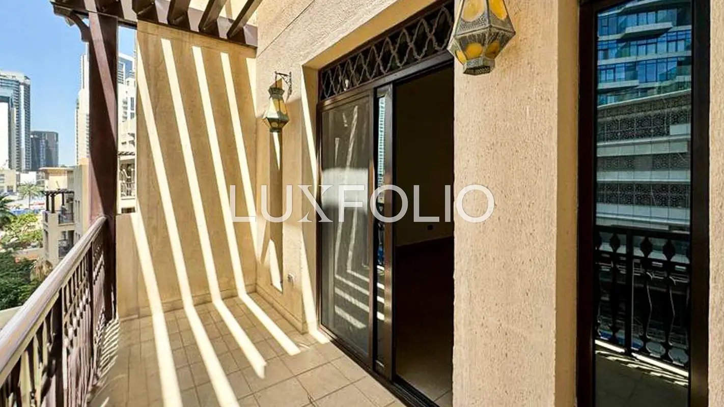 2-bedroom freehold apartment in Downtown Dubai — photo 1 of 5