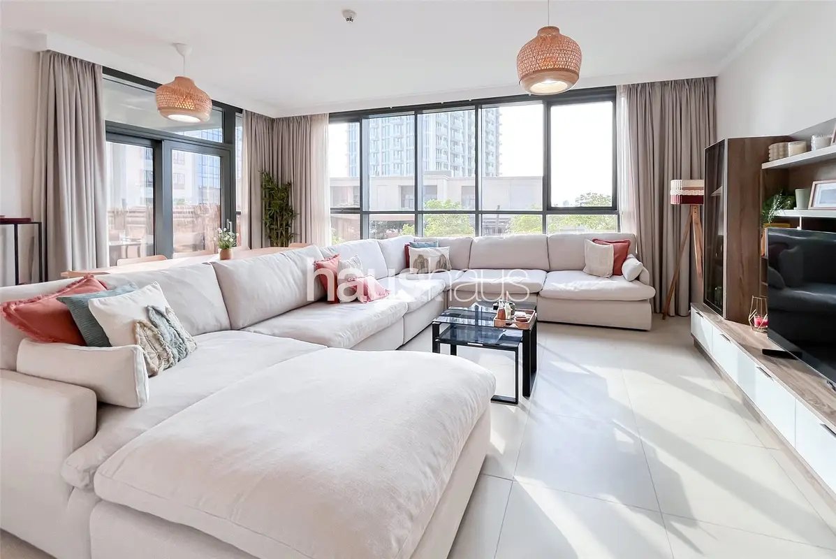 2-bedroom freehold apartment in Dubai Creek Harbour — photo 2 of 5