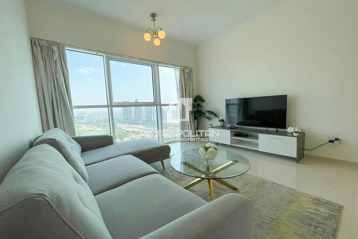 1-bedroom freehold apartment in DAMAC Hills — photo 1 of 5