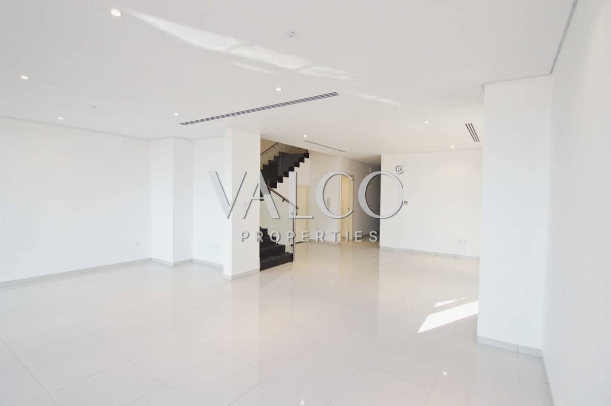 3-bedroom freehold villa in DAMAC Hills — photo 4 of 5