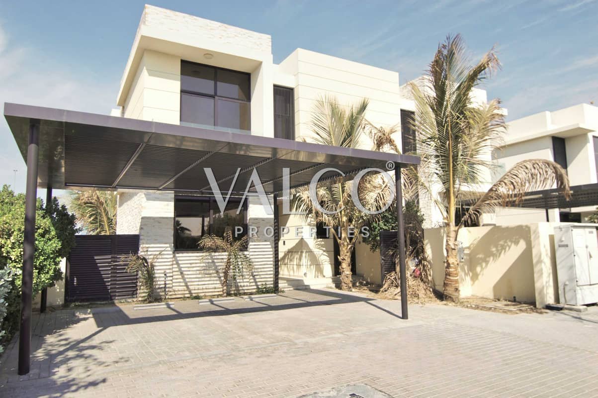 3-bedroom freehold villa in DAMAC Hills — photo 1 of 5