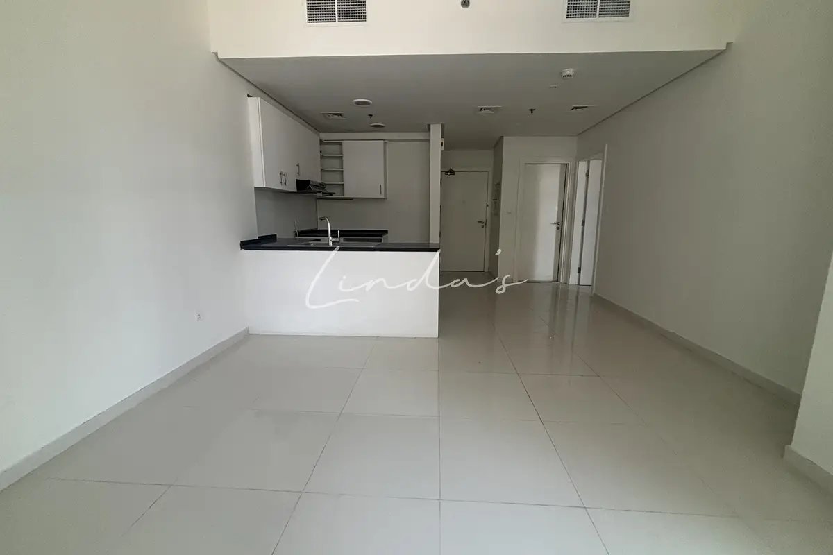 1-bedroom freehold apartment in DAMAC Hills — photo 5 of 5