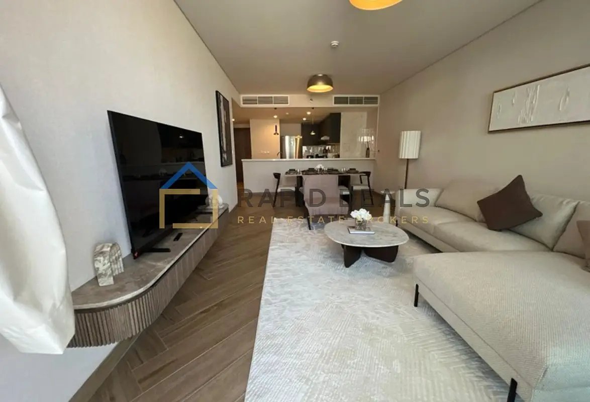 3-bedroom freehold apartment in Bur Dubai — photo 2 of 5