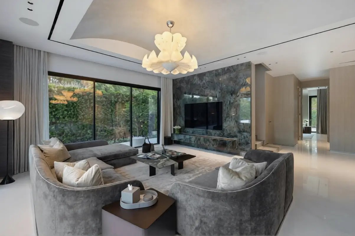 6-bedroom freehold villa in Al Barari — photo 5 of 5
