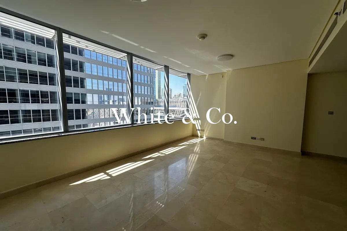 studio freehold apartment in DIFC — photo 3 of 5