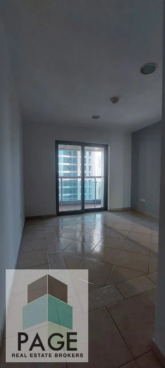 1-bedroom freehold apartment in Dubai Marina — photo 1 of 5