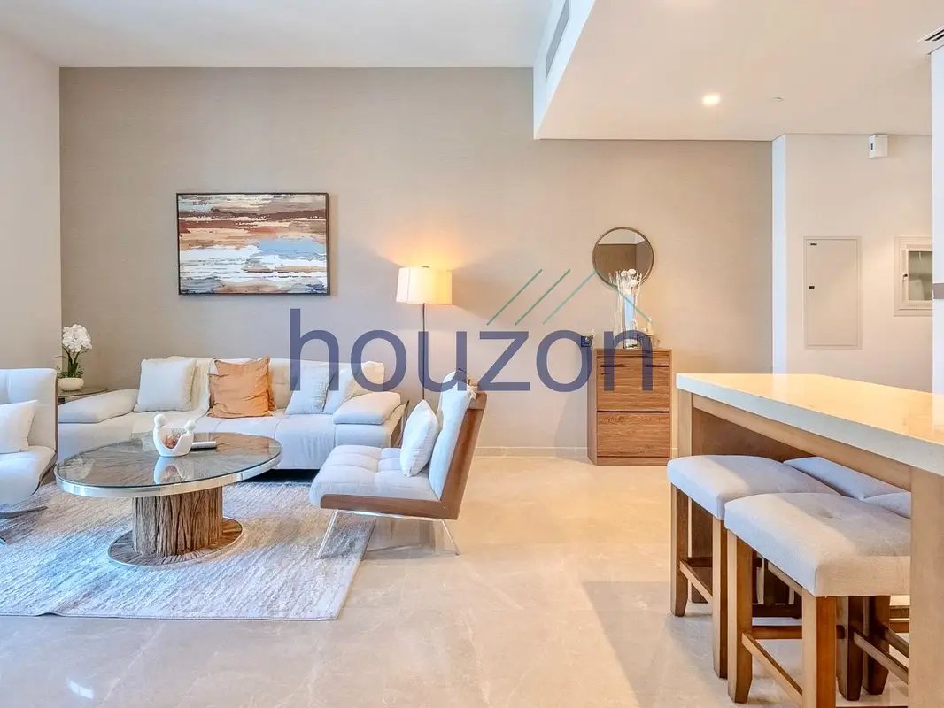 2-bedroom freehold apartment in Downtown Dubai — photo 1 of 5