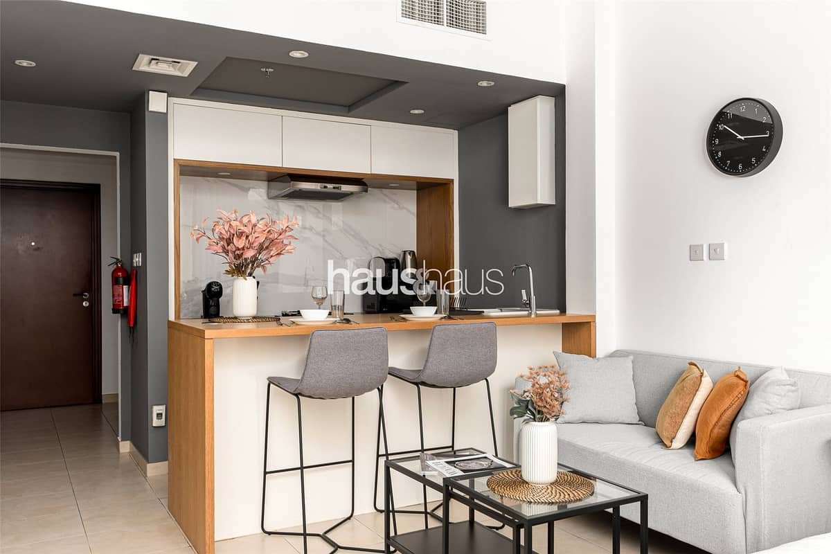 studio freehold apartment in Downtown Dubai — photo 4 of 5