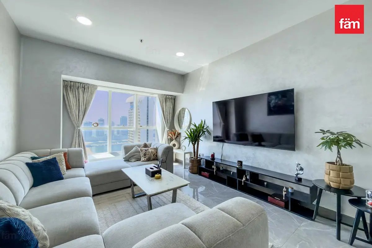 2-bedroom freehold apartment in Dubai Marina — photo 1 of 5