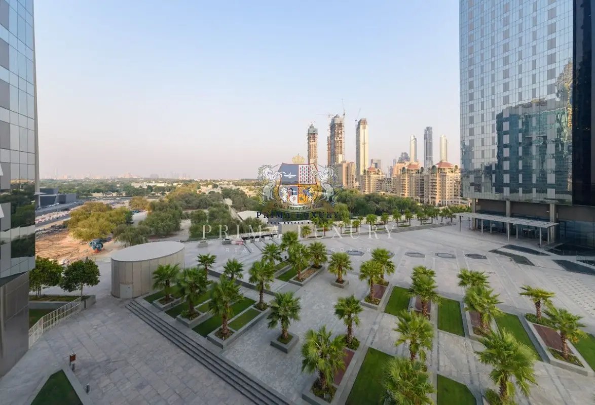 studio freehold apartment in DIFC — photo 1 of 5