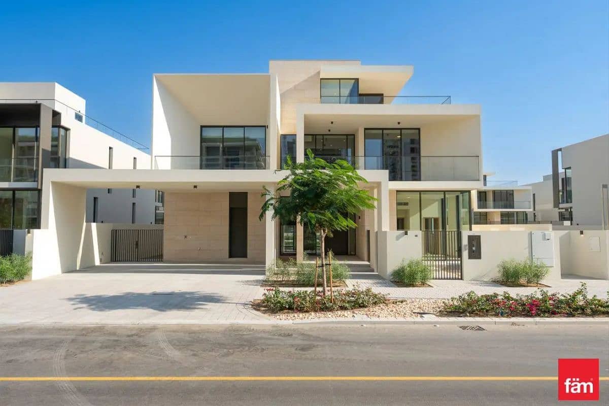 5-bedroom freehold villa in Dubai Hills Estate — photo 1 of 5