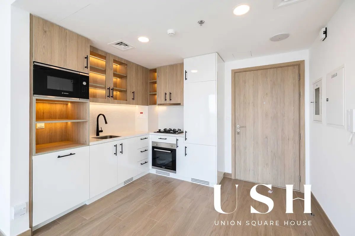 1-bedroom freehold apartment in Town Square — photo 5 of 5