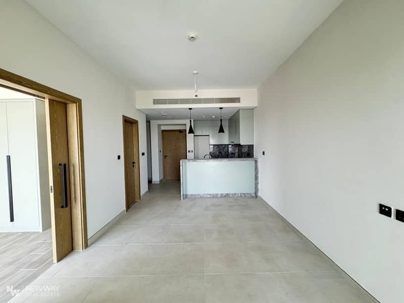 1-bedroom freehold apartment in DAMAC Hills — photo 3 of 4