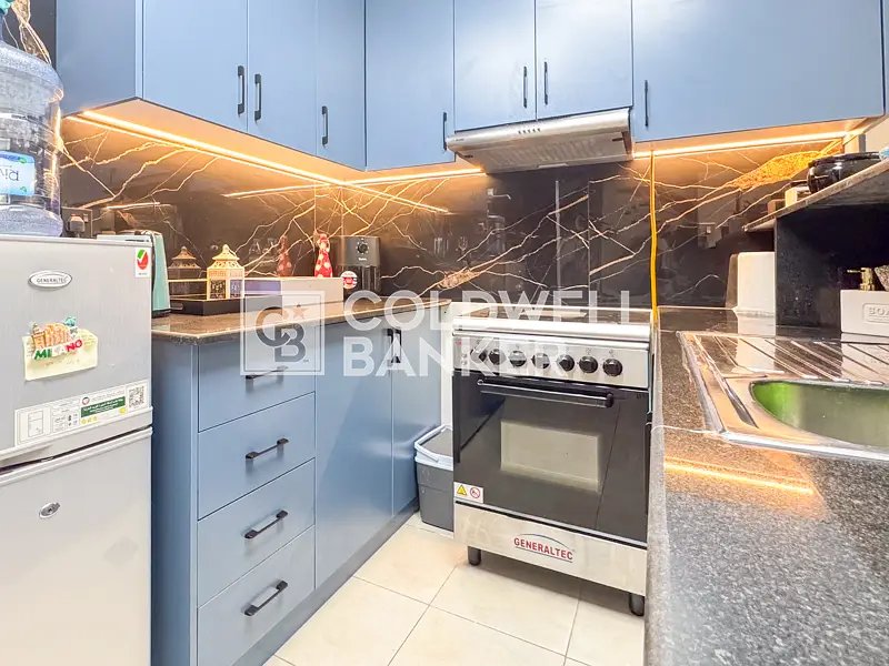 studio freehold apartment in Downtown Dubai — photo 5 of 5