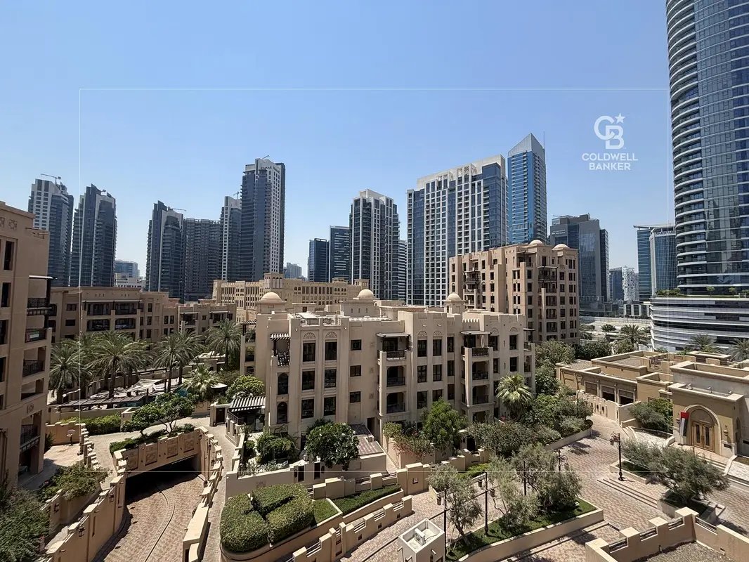 2-bedroom freehold apartment in Downtown Dubai — photo 1 of 5
