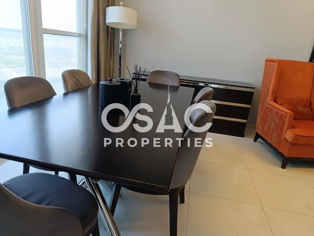 3-bedroom freehold apartment in DAMAC Hills — photo 2 of 4