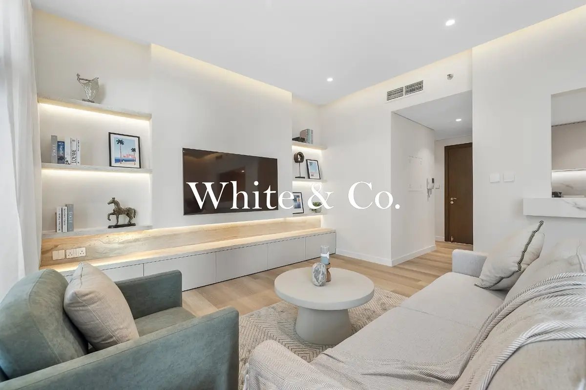 2-bedroom freehold apartment in Downtown Dubai — photo 1 of 5