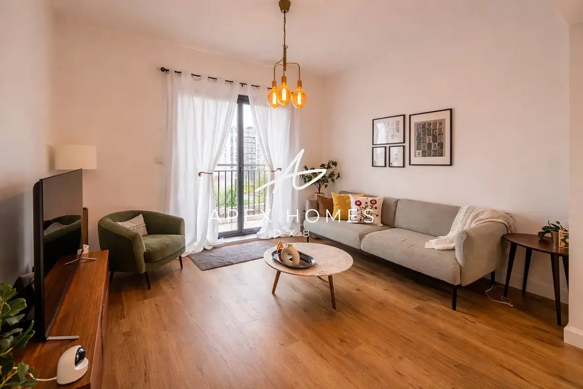 2-bedroom freehold apartment in Town Square — photo 3 of 5