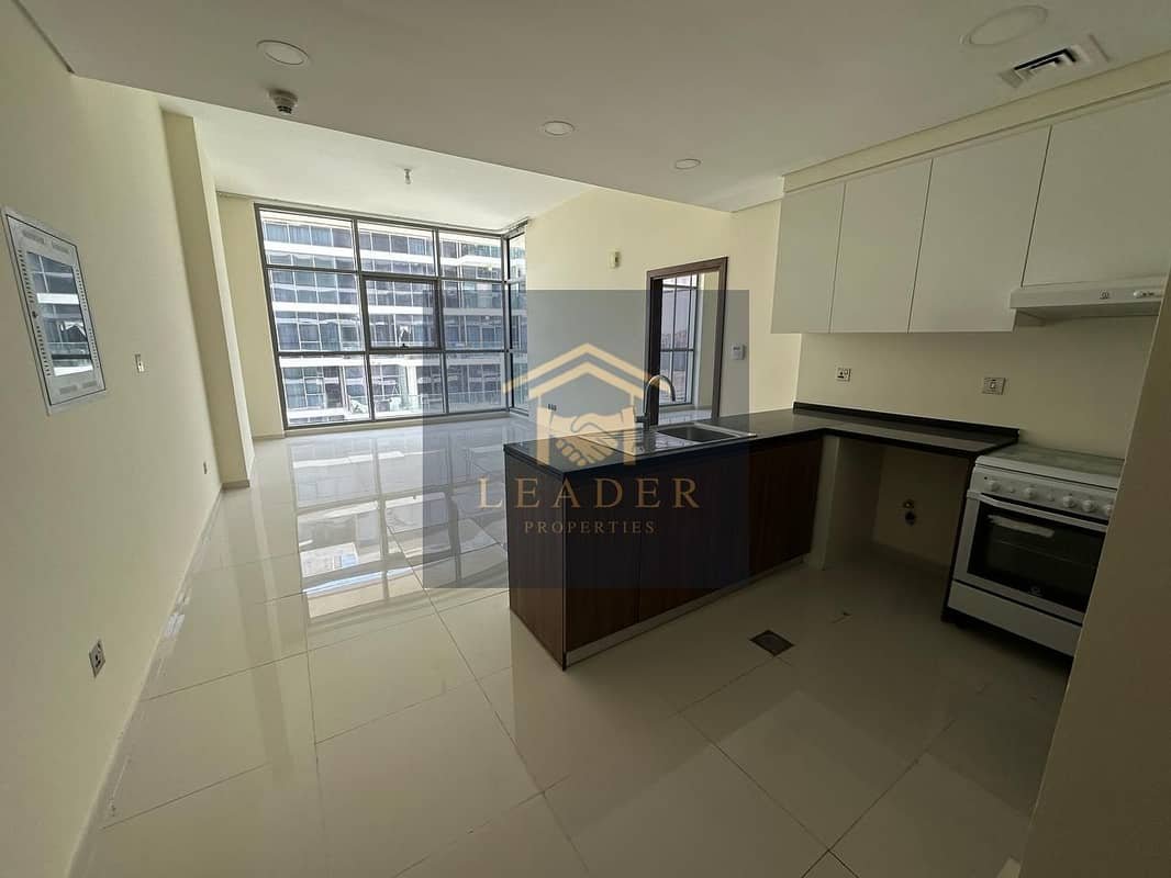 1-bedroom freehold apartment in DAMAC Hills — photo 1 of 5