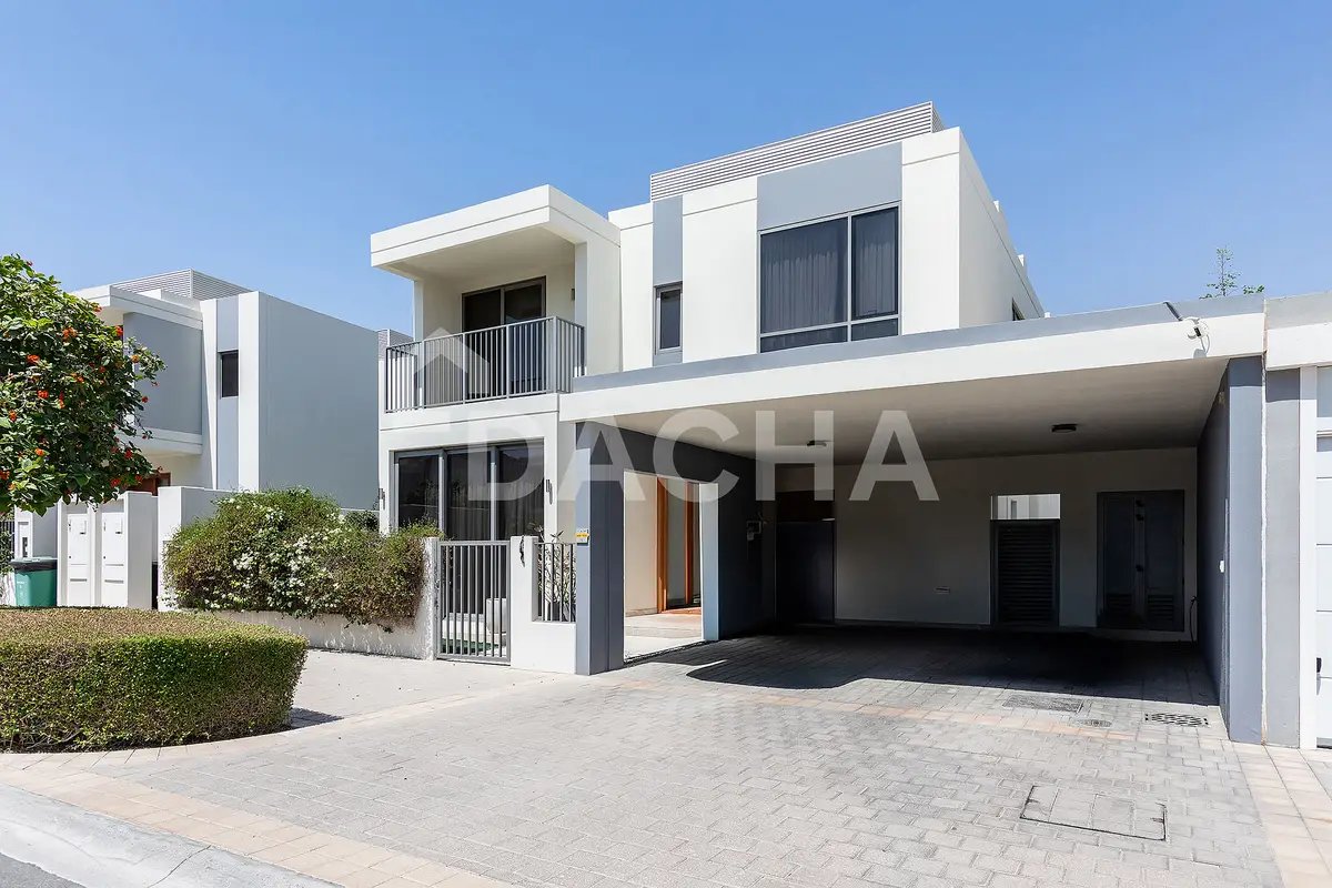 4-bedroom freehold villa in Dubai Hills Estate — photo 1 of 5