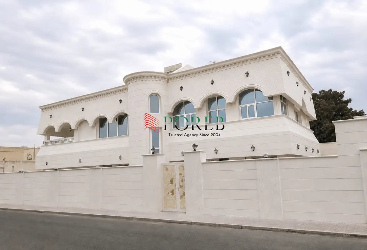 7-bedroom freehold villa in Deira — photo 2 of 5