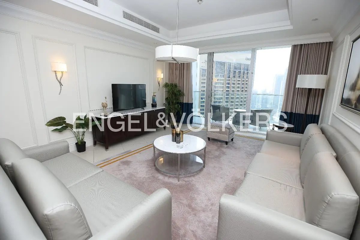 3-bedroom freehold apartment in Downtown Dubai — photo 3 of 5